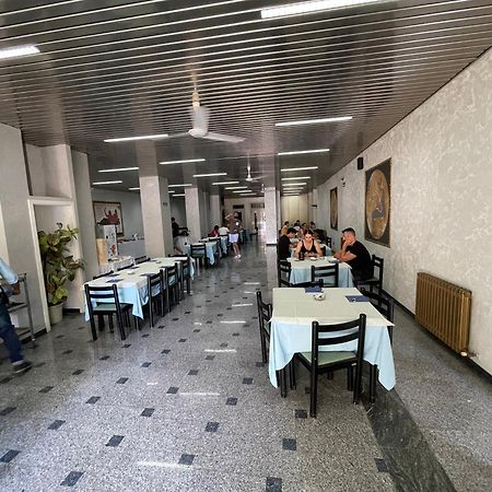 Hotel Atena Чиро-Марина Екстер'єр фото