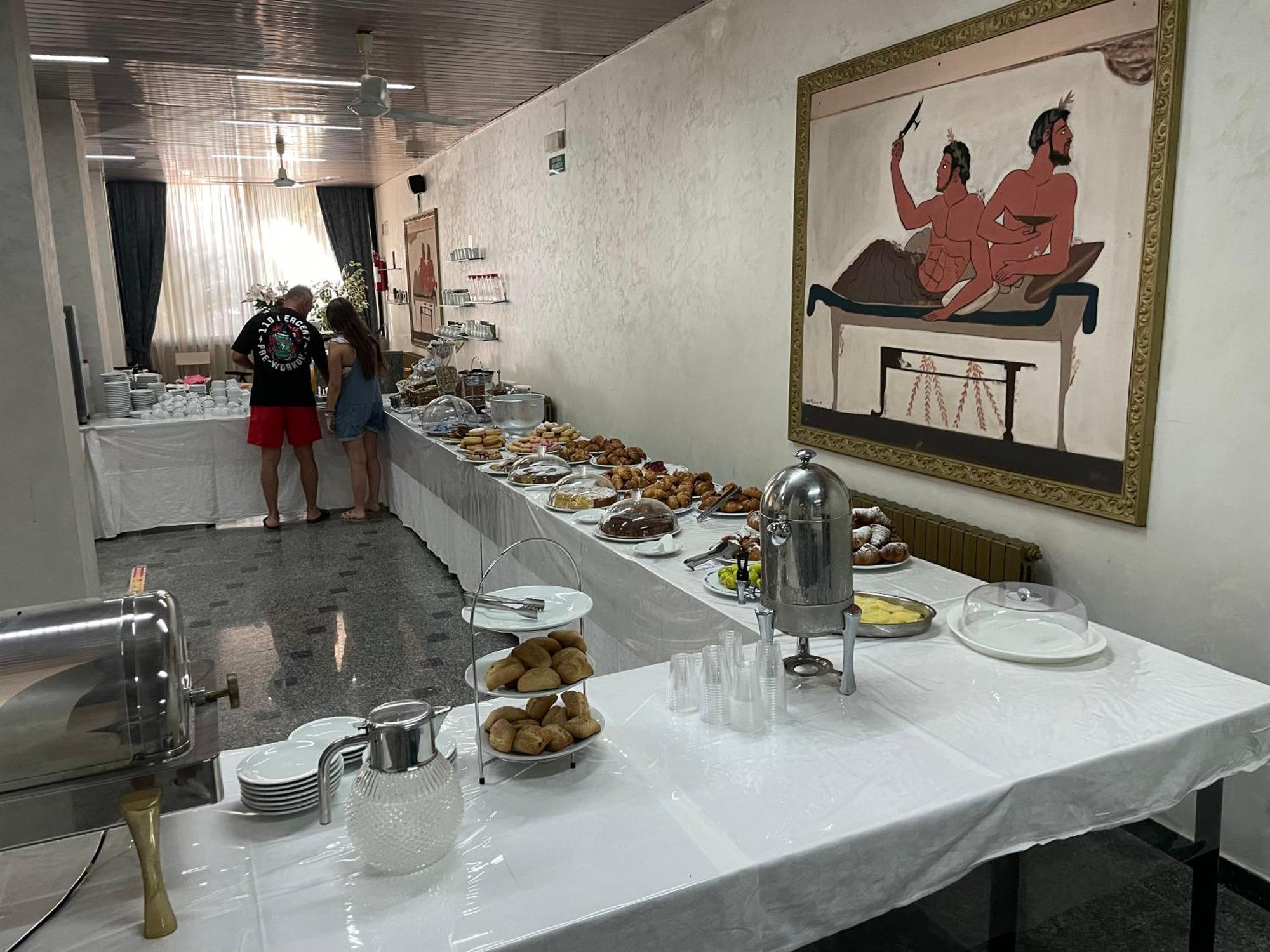 Hotel Atena Чиро-Марина Екстер'єр фото