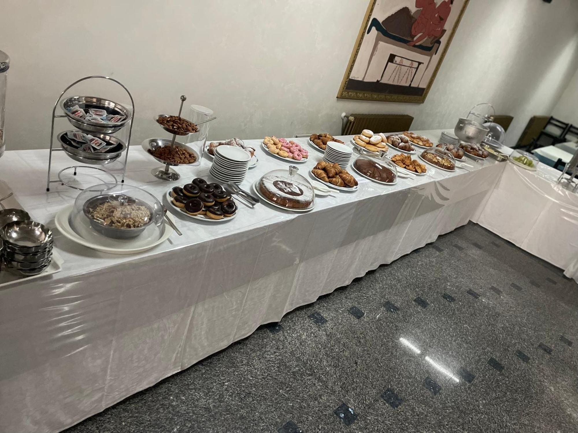 Hotel Atena Чиро-Марина Екстер'єр фото