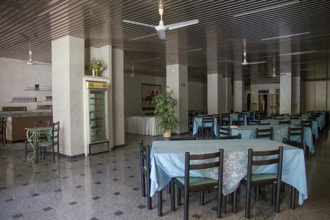 Hotel Atena Чиро-Марина Екстер'єр фото