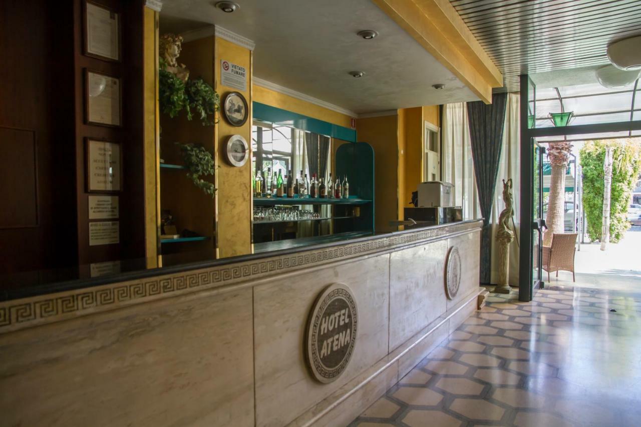 Hotel Atena Чиро-Марина Екстер'єр фото